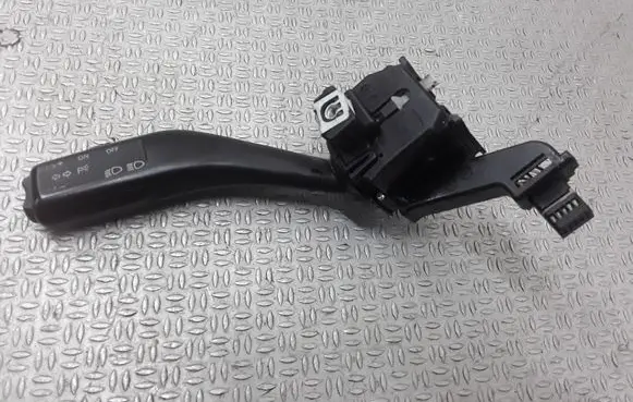 Volkswagen Touran I Indicator stalk 1K0953513A