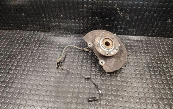 Peugeot 4007 Front wheel hub spindle knuckle
