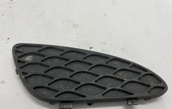 Mercedes-Benz E W211 Front bumper lower grill A2118850253