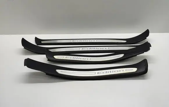 BMW 5 E60 E61 sill trim set (inner) 7898817 51477898817 7898821