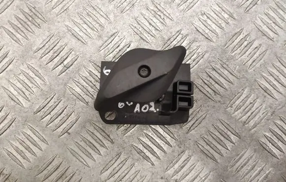 Volvo S60 Engine bonnet (hood) release handle 31297825