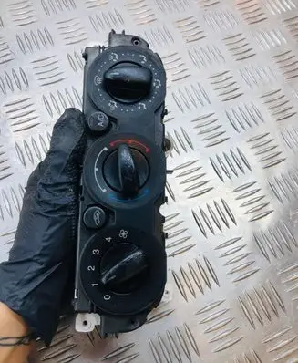 Ford Galaxy Climate control unit 69737001