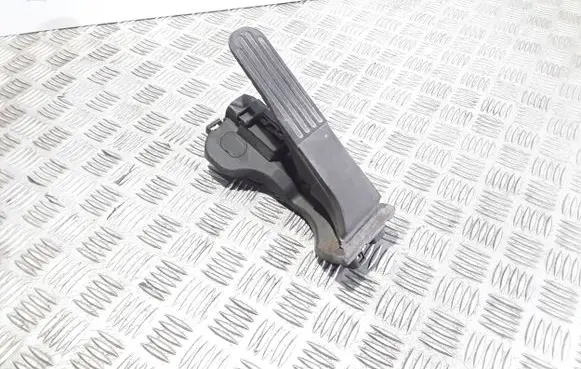Volkswagen Golf VI Accelerator throttle pedal 1K1721503T