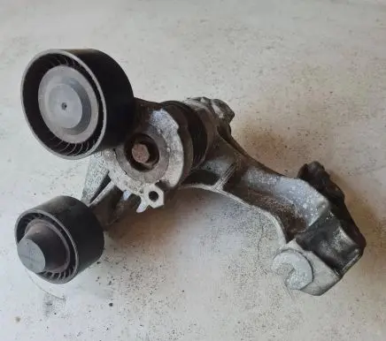 Renault Captur Alternator belt tensioner 117108063R 040109003
