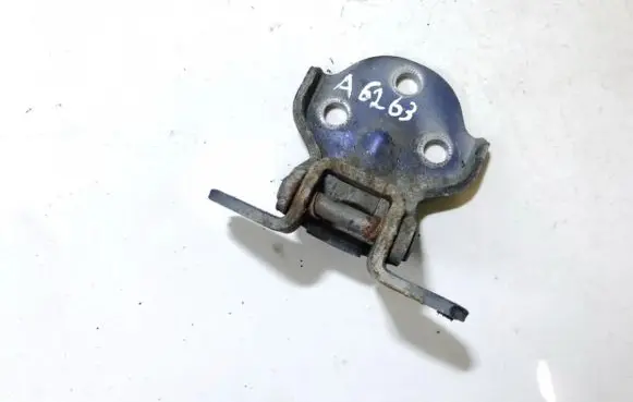Hyundai Trajet Front door upper hinge