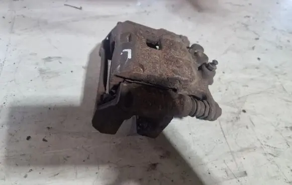 Ford Fiesta Front brake caliper