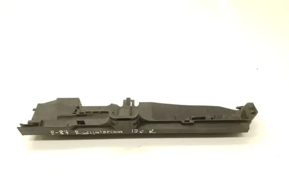 BMW 1 E81 E87 Radiator support slam panel bracket 11074810