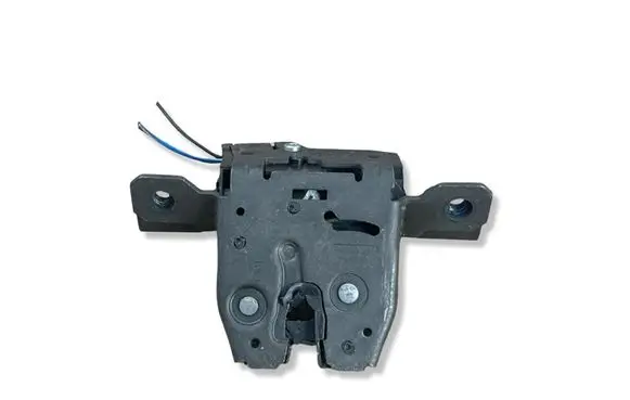 Opel Astra J Tailgate/trunk/boot lock/catch/latch 13581023