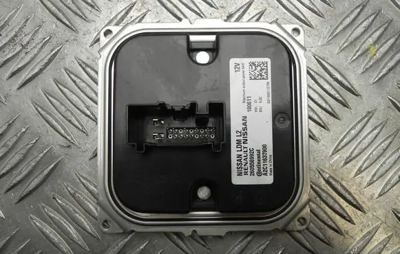 Nissan Leaf II (ZE1) Light module LCM 260558992C