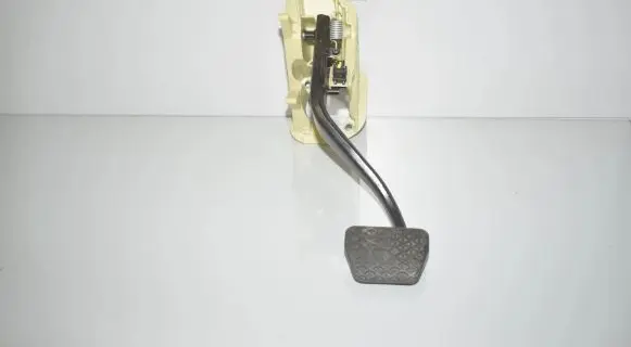 BMW 6 F06 Gran coupe Brake pedal 6782665 35116782665 6775368