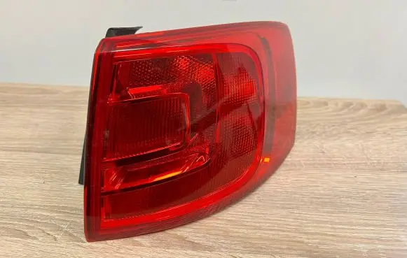 Volkswagen Jetta VI Rear/tail lights 5C694509D F00HTV4018