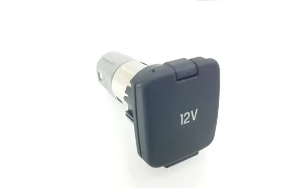 Ford Fusion II 12 V Socket (front) 