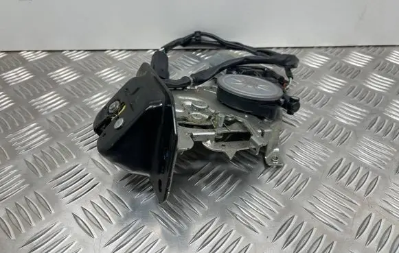 Ford Kuga II Tailgate/trunk/boot lock/catch/latch D7661372B