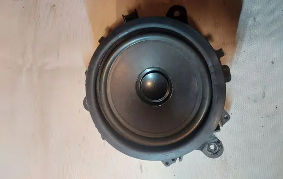 Volvo XC90 Front door speaker 8633109