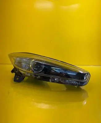 Renault Zoe Headlight/headlamp 260108268R