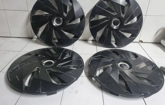 Mercedes-Benz Vito Viano W639 R16 wheel hub/cap/trim 