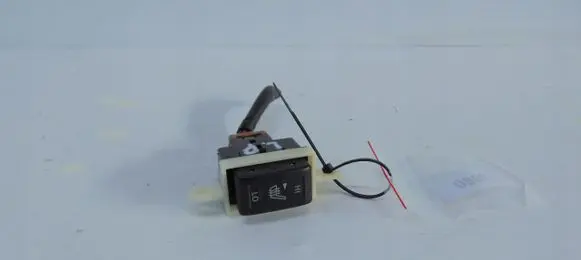 Renault Koleos I Seat heating switch 