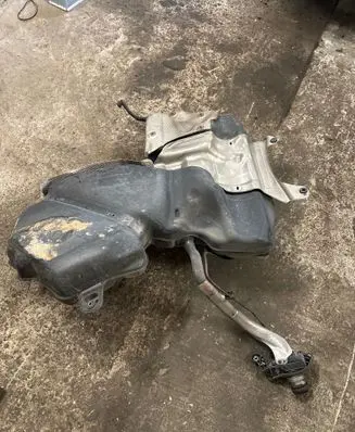 Audi A7 S7 4G Fuel tank 4002002545 4G8201021AH