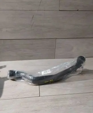 Audi Q5 SQ5 Engine coolant pipe/hose 80A122101BE