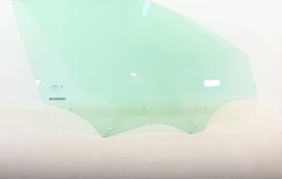 Volvo XC40 Front door window glass four-door 32244798