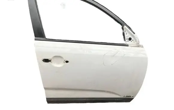 KIA Sorento Front door