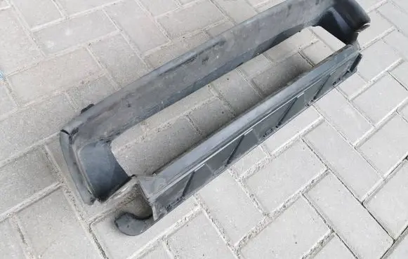 Intercooler air guide/duct channel