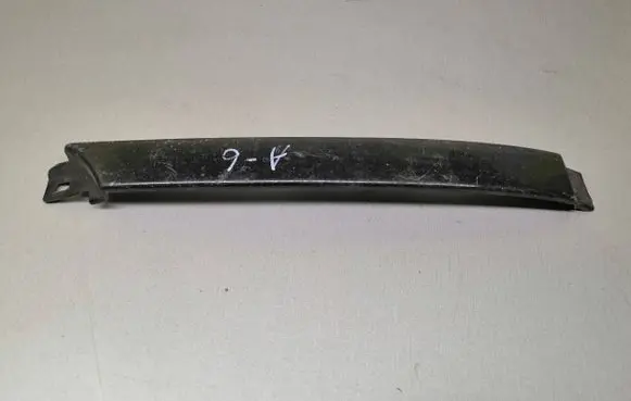 Under headlight/headlamp trim