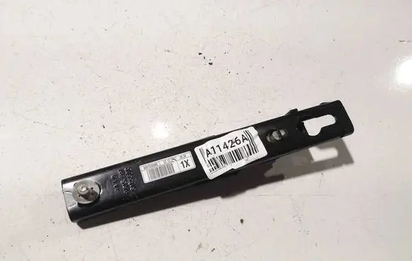 Citroen Berlingo Seat belt adjustment rail 3055315