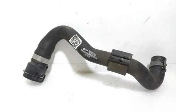 Audi A4 S4 B9 8W Engine coolant pipe/hose 8W0122073B W012