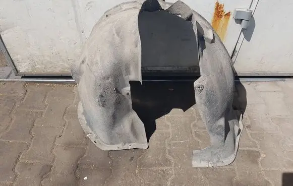 Opel Zafira C Front arch 