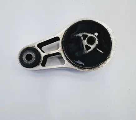 Mini One - Cooper Clubman R55 Engine mount bracket 6783094