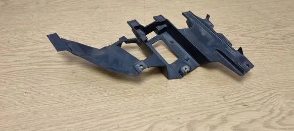 BMW 7 E65 E66 Headlight/headlamp mounting bracket 15183600