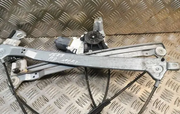 Smart ForFour I Front door window regulator with motor
