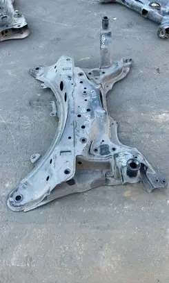 Toyota Prius (XW50) Front subframe