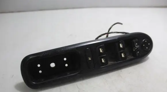 Peugeot 407 Electric window control switch 96468704XT