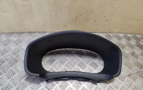 Dacia Sandero Dashboard trim 682408891R