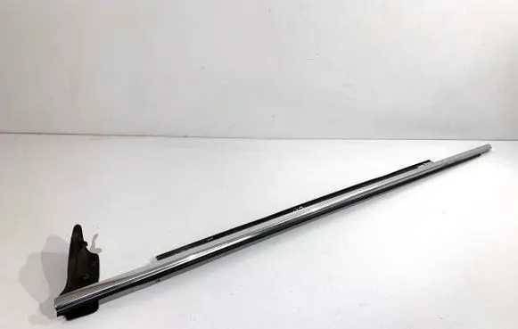Audi A6 S6 C7 4G Front door windshield rail 4G0853283