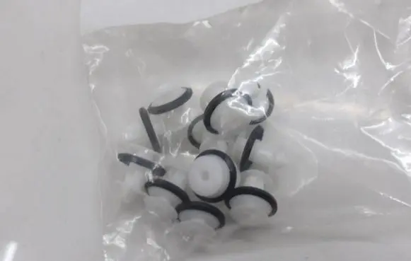 Tesla Model Y Floor mat clip fixing clamp 1666856-00-A