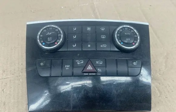 Mercedes-Benz ML W164 Climate control unit A2518204289 A2518208489 5HB96491420