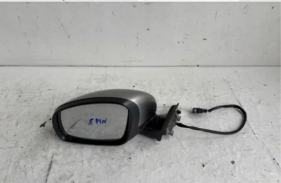 Skoda Fabia Mk2 (5J) Front door electric wing mirror 