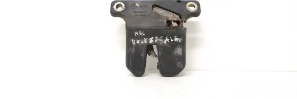 Audi A4 S4 B5 8D Tailgate/trunk/boot lock/catch/latch 8D5827505A