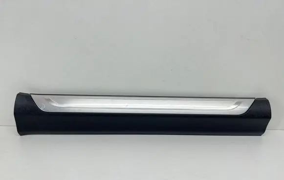BMW 7 G11 G12 Front sill trim cover 7390770