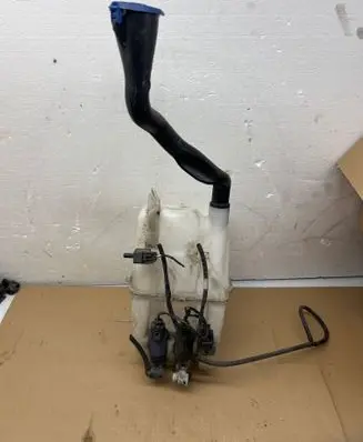 Volvo V60 Windshield washer fluid reservoir/tank 31416285