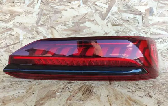 Audi Q7 4M Rear/tail lights 4MO945094F ITPD014171