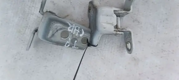 Toyota C-HR I Rear door hinge set 74587U66397