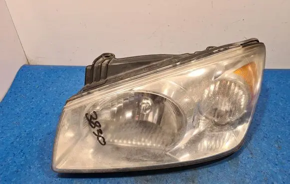 KIA Cerato Headlight/headlamp