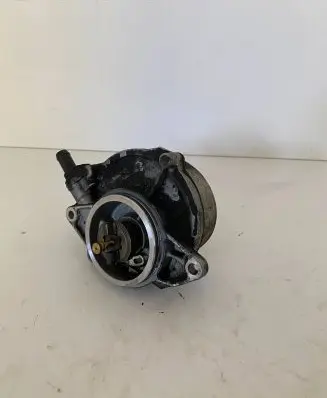Audi A6 S6 C6 4F Vacuum pump 057145100AE