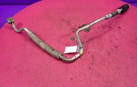 Volkswagen Polo Air conditioning (A/C) pipe/hose 