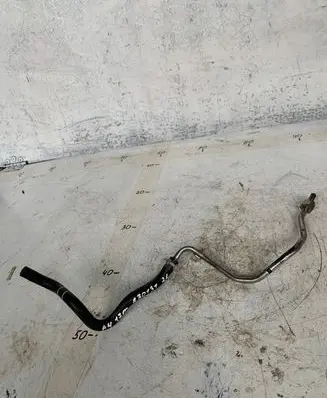 Audi A4 S4 B9 Engine coolant pipe/hose 04l131552