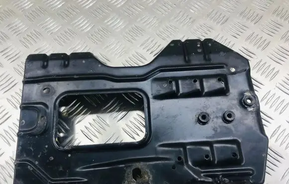 Mercedes-Benz C W204 Battery tray A2046280218
